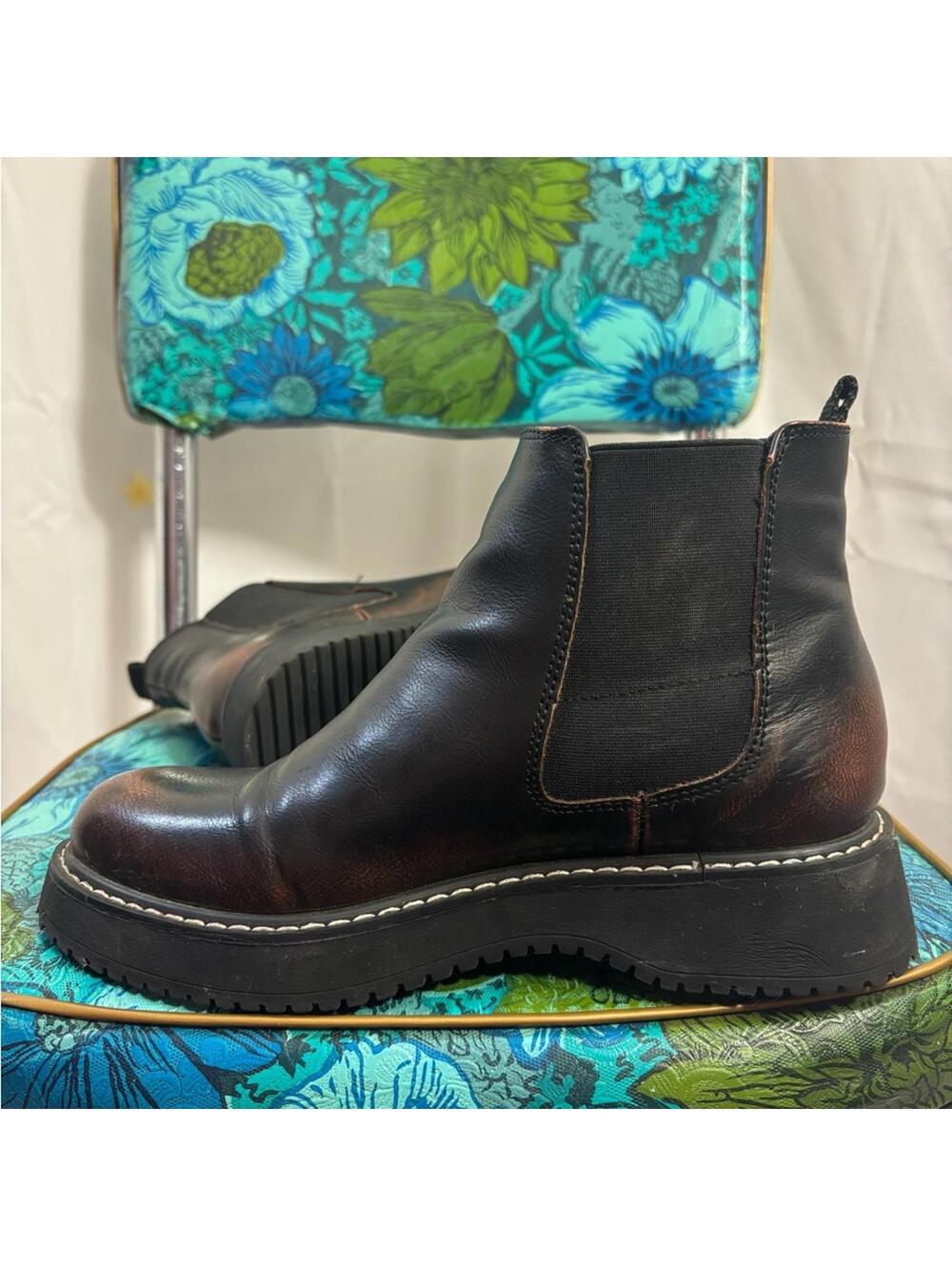 Madden‎ Girl Kween Chunky Chelsea Ankle Boots Brown+Black Women’s Size 6.5 - Picture 3 of 14